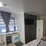 Ama 게스트하우스