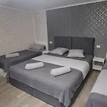 Ama 게스트하우스 *