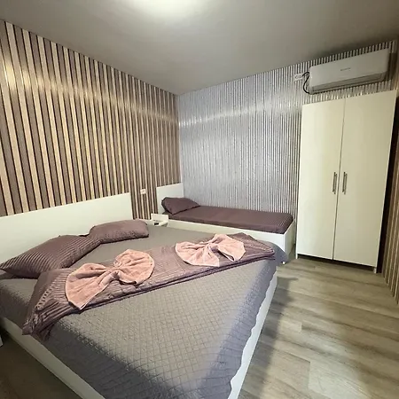 ゲストハウス Ama *